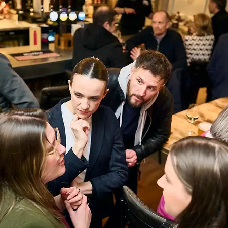 Hostel Code Pod - The Court - Edinburgh
