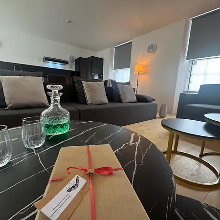 Squarezzz - Group 에든버러