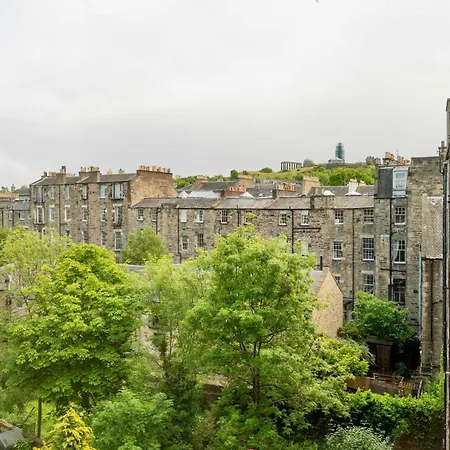 Stylish 3 Bed New Town - Traquair Apartman *