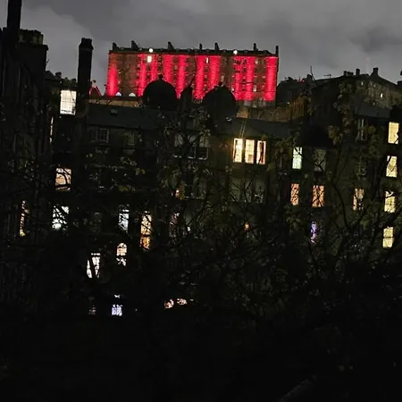 Cosy 2 Bedroom Flat-castle View * Edimburgo