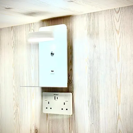 ウエスト エンド ホステル