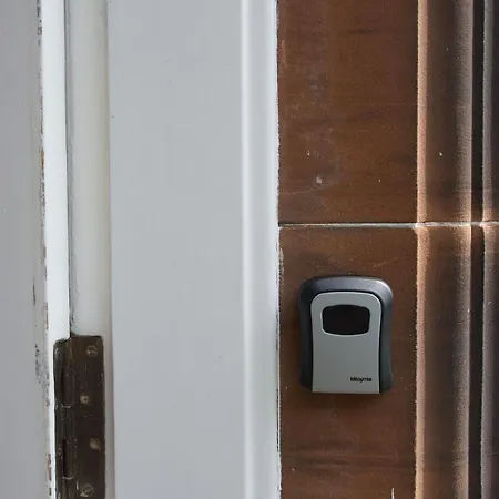 Victorian With Free Parking In Murrayfield Apartment