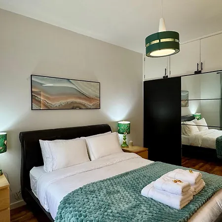 Апартаменты Stylish 2br Grassmarket Flat With Castle Views & Ps5 *