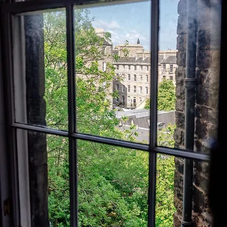 Georgian Flat - Perfect Festival Base! Appartamento Edimburgo