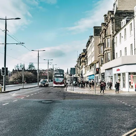 Edinburgh Apartment In The Heart Of The City Edinburgh Castle On Your Door Step Lägenhet
