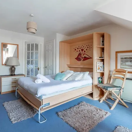 Retreat - Centre 3 Min Walk To Castle Appartement *