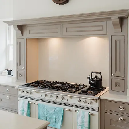 Private And Prestigious Luxury * 爱丁堡