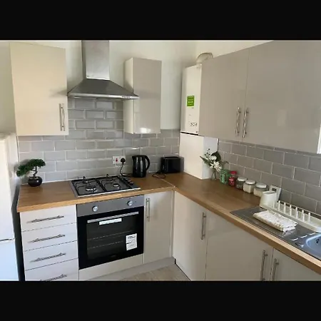 Apartment 2 Bedroom Ground Floor *