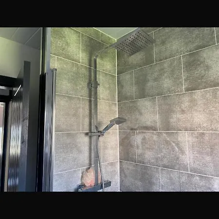 2 Bedroom Ground Floor Apartment