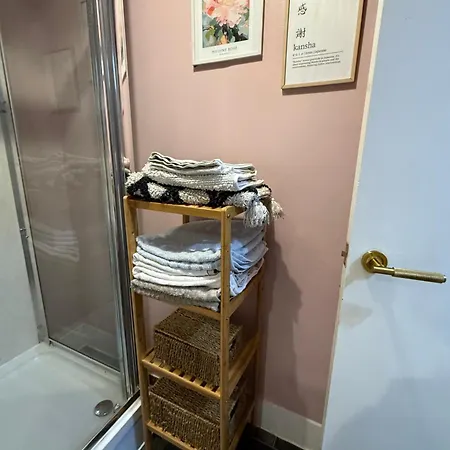 Edinburgh City Room Bnb לינה וארוחת בוקר אדינבורו