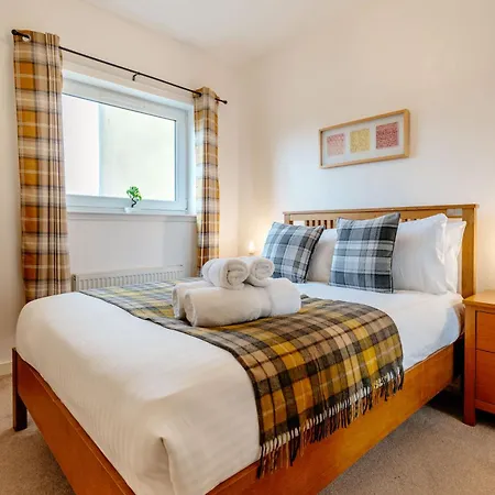 Apartment Charming 3-bed Free Parking West End