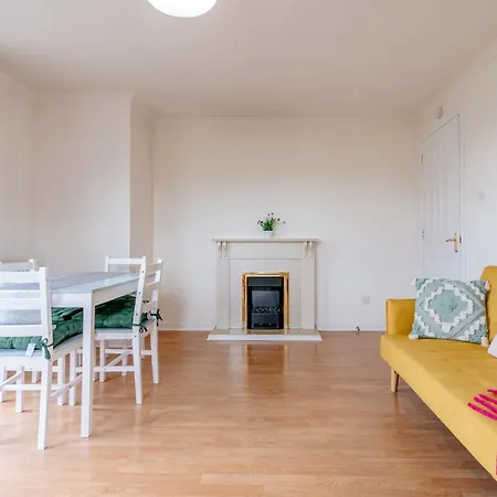 Apartment Chic 2-bed Near Centre *