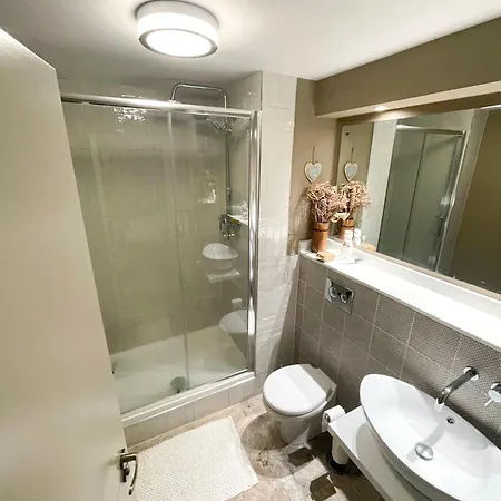Апартаменты Pilrig Heights 2 Bedroom - *