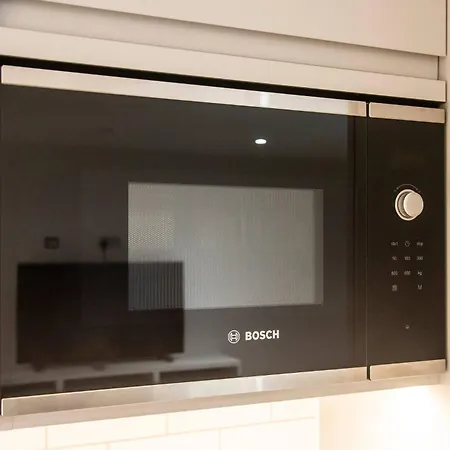 Lovely 1-bedroom Unit Near Castle