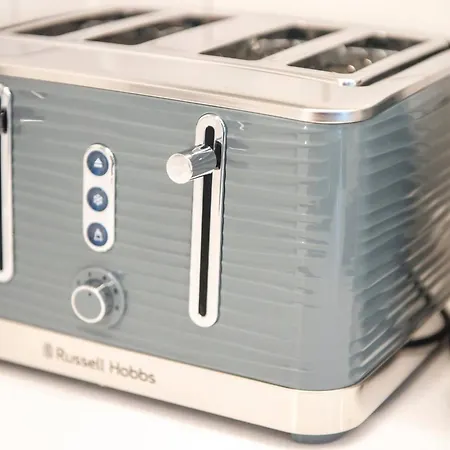 Lovely 1-bedroom Unit Near Castle Edimburgo