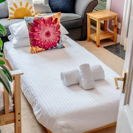 Coastal 1 Bed Steps To Free Park Apartament