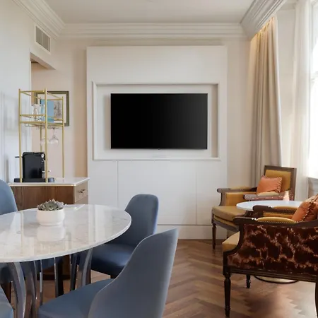 The Caledonian Edinburgh, Curio Collection By Hilton מלון