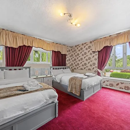 Holiday home Strathalmond 4 Bedroom House - *