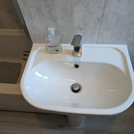 2 Bedroom Flat In Lejlighed