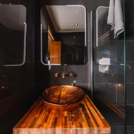 아파트 Luxurious Stockbridge On The Canal 에든버러