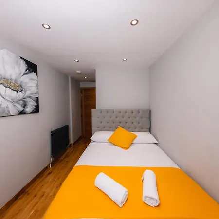 Luxurious Stockbridge On The Canal 아파트