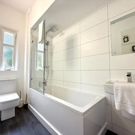 New Town Luxury 1 Bed *