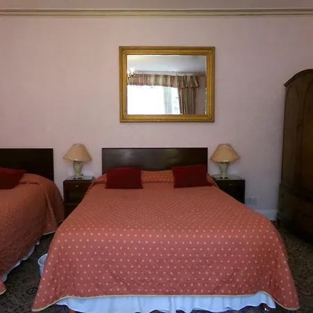 招待所 艾佛伦宾馆 3*