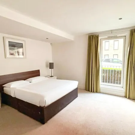 Stylish & 2-bed