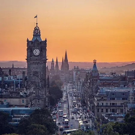 Quiet 1 Bed With Garden Views Near Leith & Centre * إدنبرة