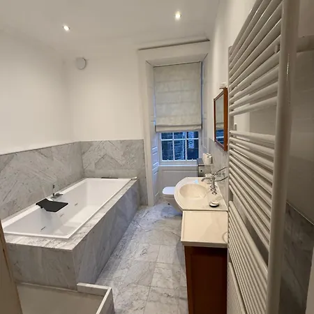 Entire In Centre Edimburgo