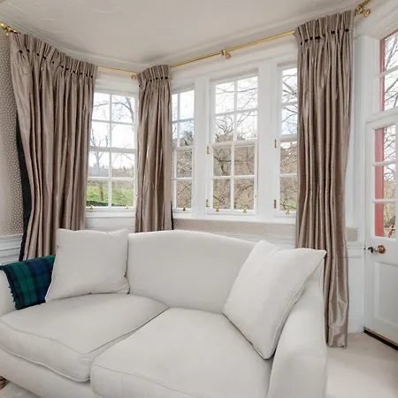 Luxury And Spacious 4-bedroom At Ramsay Garden - Next To Castle And Royal Mile * 爱丁堡