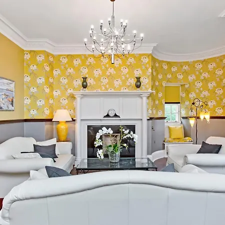 Apartment Luxury-3-bedroom Ramsay Garden Next To Castle *