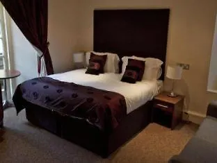 The Salisbury Hotell