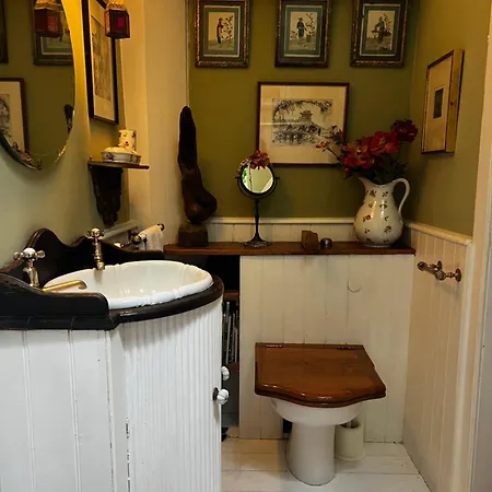 With Parking, Original Art And Antiques