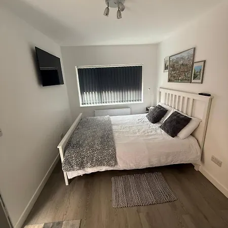 5 En-suite With Independent Entrance 3* エディンバラ