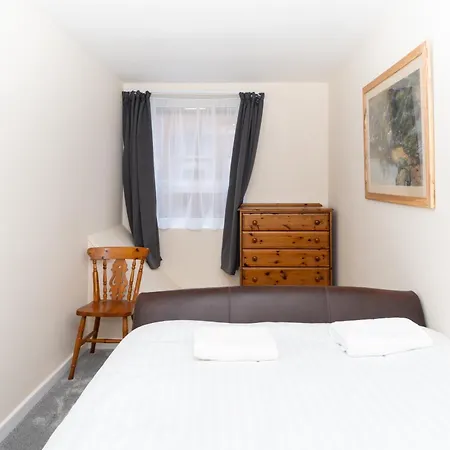Apartment Brilliantly Located 2bd Flat Heart Of Edinburgh! *