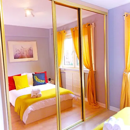 Bright & Spacious Flat By Murrayfield Stadium Edinburgh