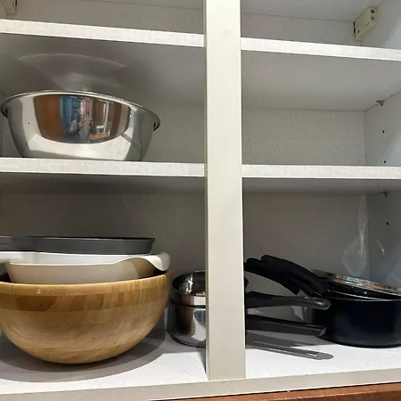 Centre Ground Floor 3 Bedroom 아파트