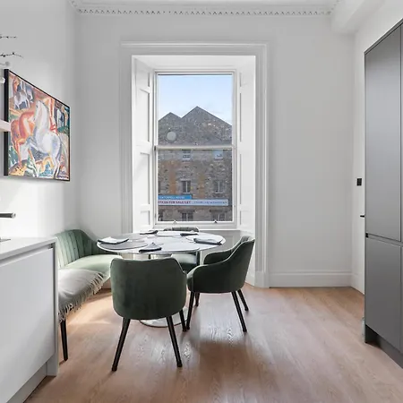 Edinburgh's Finest - Chic And Luxurious Shore Апартаменты *