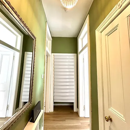 Cosy In Centre , 2 Bedroom1 Bathroom * Edynburg