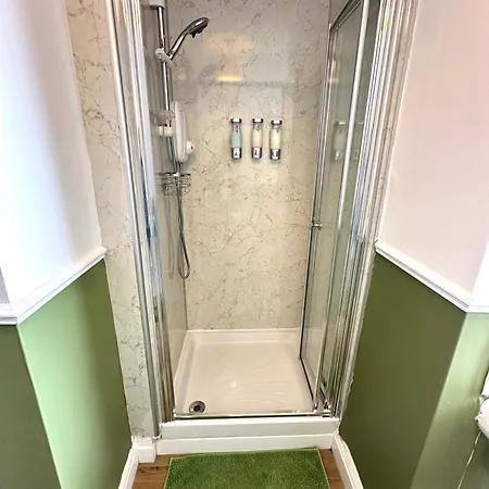 Apartament Cosy In Centre , 2 Bedroom1 Bathroom *