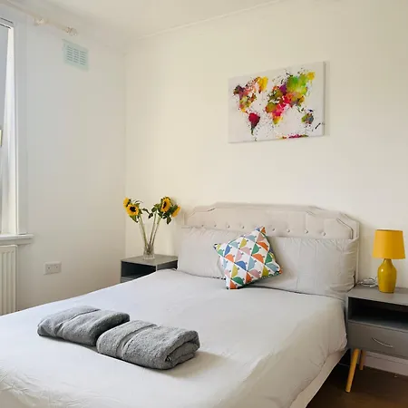 Murrayfield Maindoor Flat With Free Parking And Great Public Transports Link *
