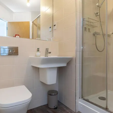 Stylish 2bed Flat Near Arthur's Seat And Waverley Station Εδιμβούργο