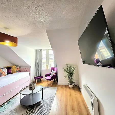 Sensational At South Bridge