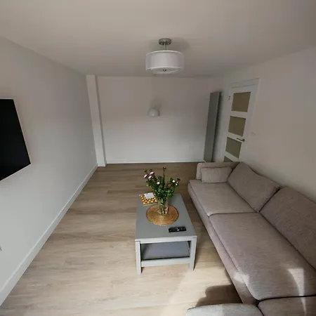 Cozy Corner 2 Bedroom House *