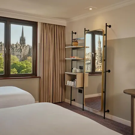 Mount Royal By The Unlimited Collection 4*