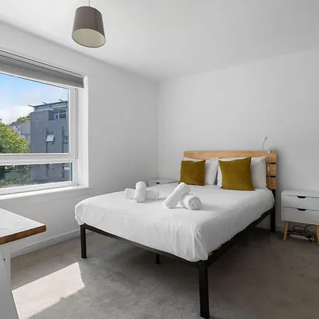 Holyrood Duplex 3-bedroom *