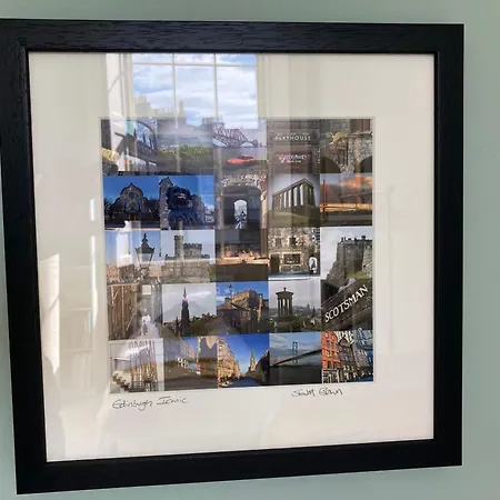 Georgian Townhouse In Centre