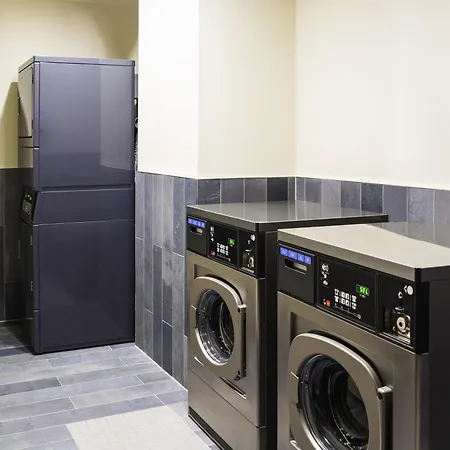 아다지오 에딘버러 로열 마일 에든버러