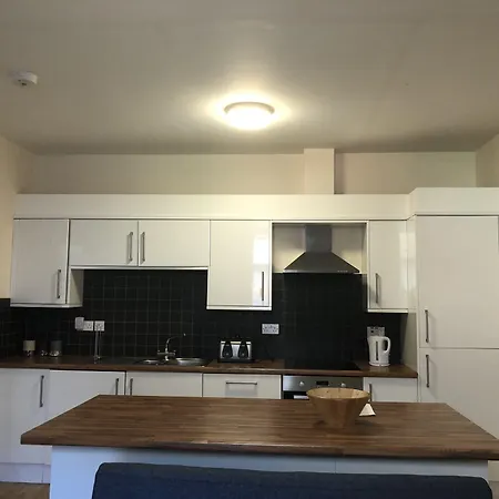 Cairn & Aparthotel Edinburgh